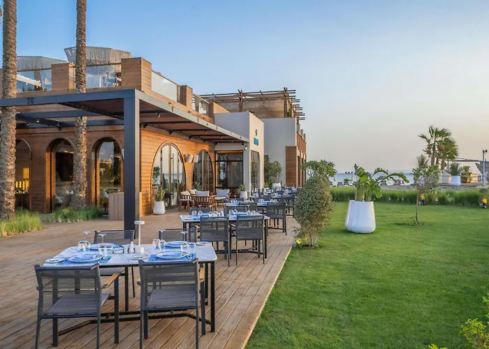 Rixos Premium Magawish Bay View